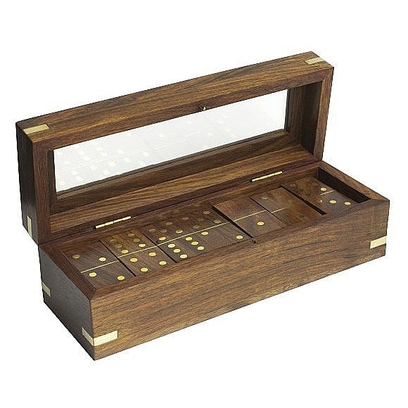 Domino din lemn – Jocul clasic care nu se demodează niciodată