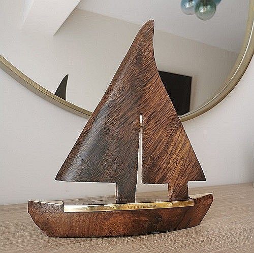 Barca din lemn medie [6]