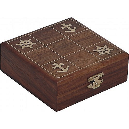 Joc X si 0 cu timone si ancore [2]