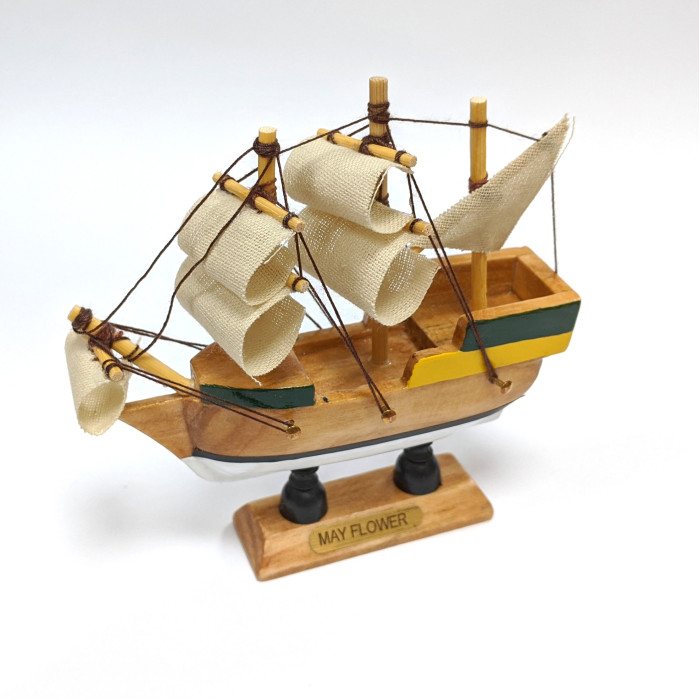 Macheta barca Mayflower in miniatura din lemn cu vele din panza – 10 x 10 x 2 cm [2]
