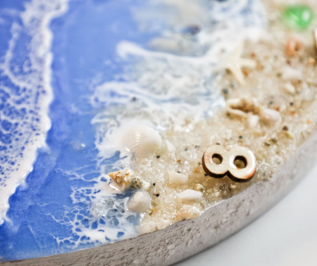 Ceas de Perete Unicat „Valurile Mării” – Rasini Epoxidice & Elemente Naturale, 26 cm [1]