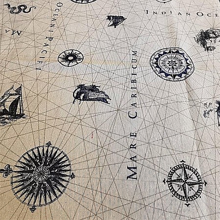 Fata de masa 134x134 [2]