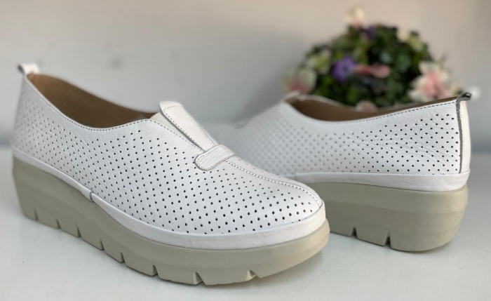Pantofi Femei alb perforat [2]