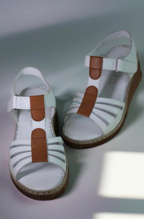 Sandale dama alb detaliu maro [3]