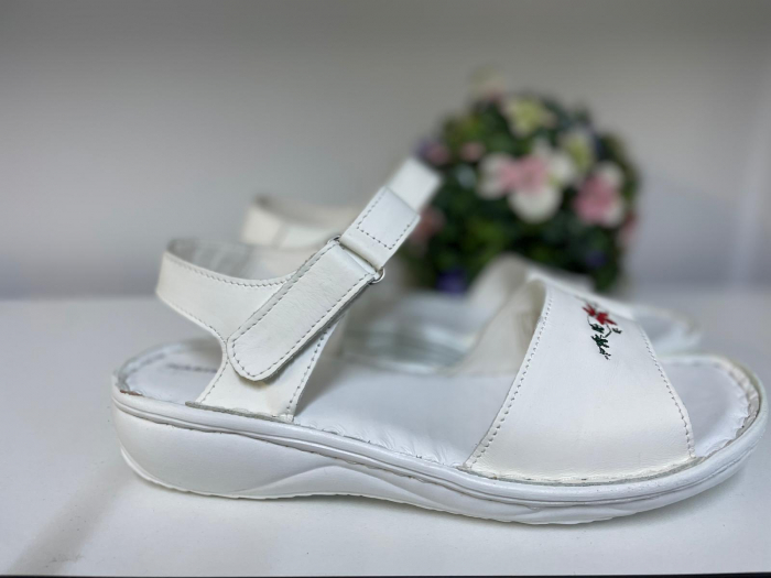 Sandale femei 501 alb brodat [2]