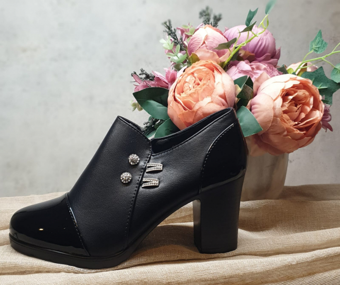 Pantofi dama toc [3]