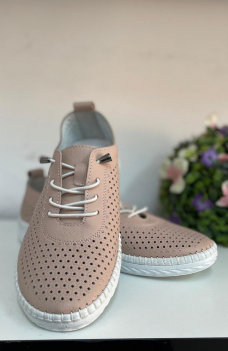 Pantofi Femei roz perforati [2]