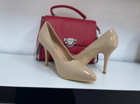 Pantofi Femei bej lac [1]