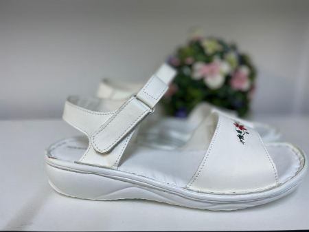 Sandale femei 501 alb brodat [1]