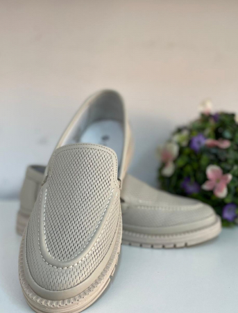 Pantofi Femei bej perforat [1]