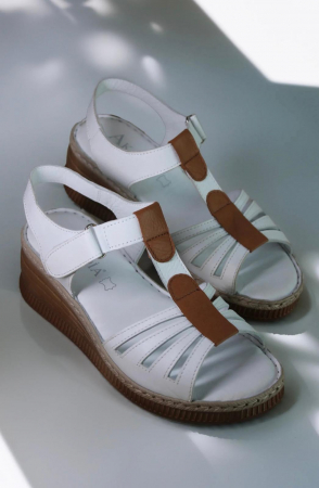 Sandale dama alb detaliu maro [1]