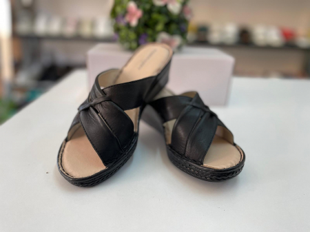 Saboti femei 620 negru [1]