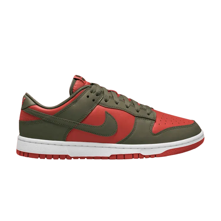 Pantofi Sport - NIKE DUNK LOW RETRO BTTYS