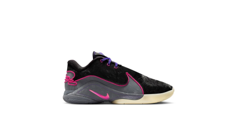 NIKE LEBRON XXII [1]