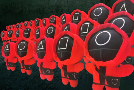 Set 3 figurine de plus squid game jocul calamarului, soldatul Triunghi, Cerc si Patrat, 25 cm [5]