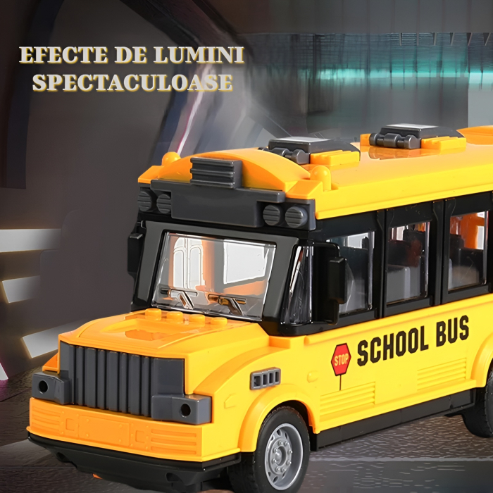 Mașinuță cu telecomandă pentru copii – model Ambulanță sau Autobuz Școlar, lumini LED, control în 4 direcții, uși funcționale, scară 1:30 [10]