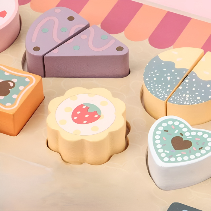 Set Jucărie din Lemn „Bake Shop” – Brutărie și Patiserie pentru Copii, 36+ piese, Produse de Patiserie, Calculator, Bani și Card – Joc Educativ Montessori [5]