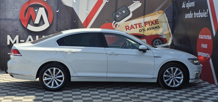 VW PASSAT GTE 2017 [3]