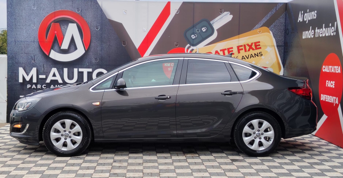 OPEL ASTRA P-J 2014 [4]