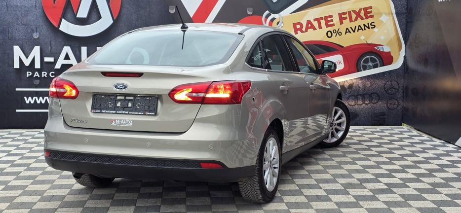 Ford FOCUS Titanium 2017 1.5 Diesel [2]