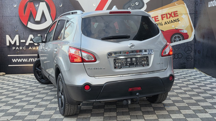NISSAN QASHQAI +2 [6]