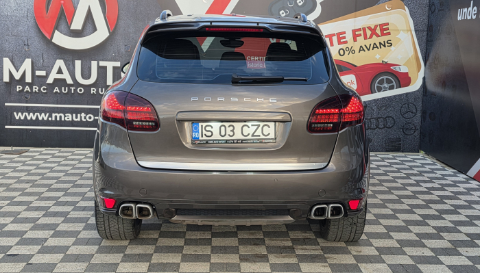 PORSCHE CAYENNE 2013 [6]