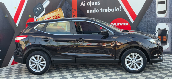 NISSAN QASHQAI 2016 / 1.5 DIESEL [3]