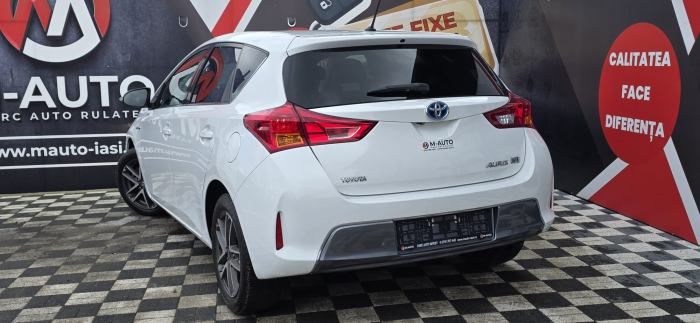 Toyota Auris 2014 [6]