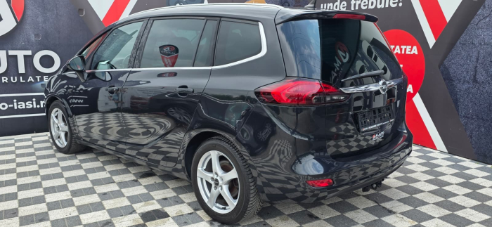 Opel Zafira 2013 [6]