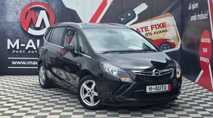 Opel Zafira 2013 [2]