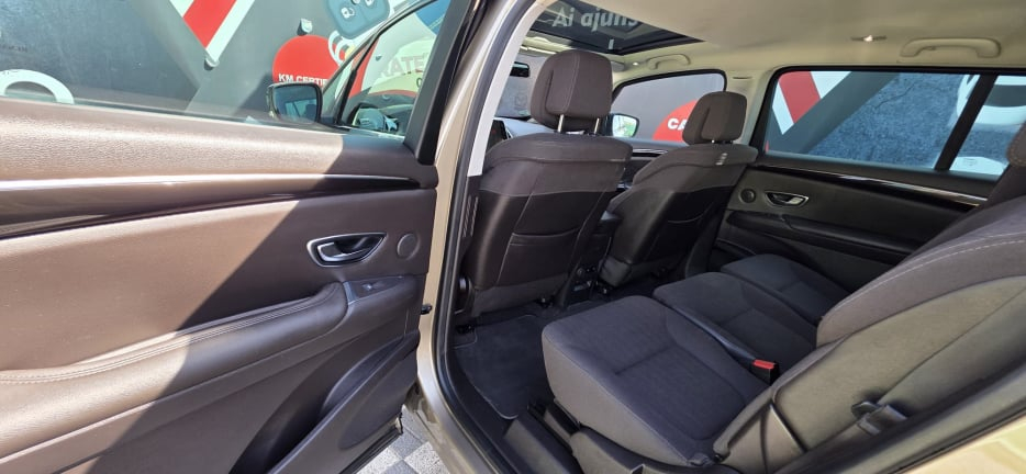 Renault ESPACE 2016  1.6 Diesel [9]