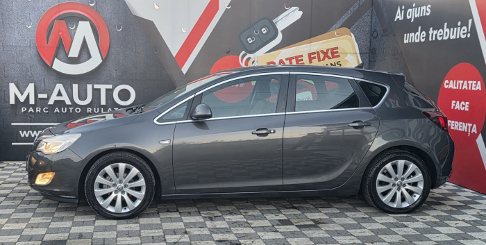 OPEL ASTRA 2012 [4]