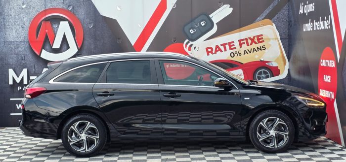HYUNDAI i30 2020 [3]