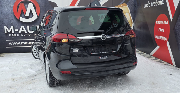 Opel Zafira 2015 [6]