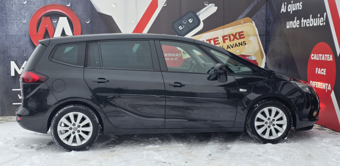 Opel Zafira 2015 [3]