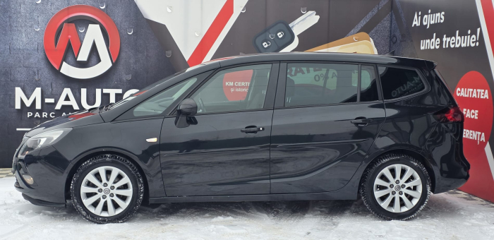 Opel Zafira 2015 [4]