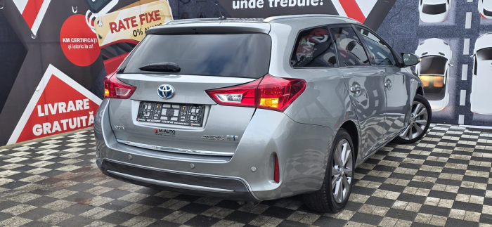 TOYOTA AURIS 2013 [5]