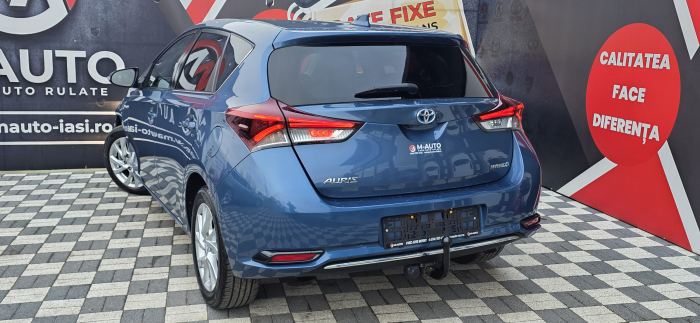 Toyota Auris 2016 [7]