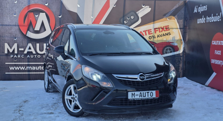 Opel Zafira 2013 [1]