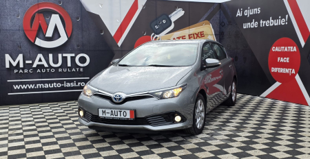 Masini - TOYOTA AURIS 2015