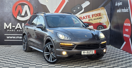 PORSCHE CAYENNE 2013 [1]
