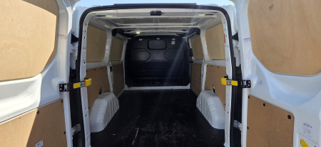 Ford Transit 2015 [6]