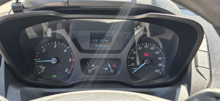 Ford Transit 2015 [8]