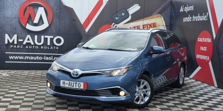 Masini - TOYOTA AURIS 2015