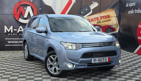 MITSUBISHI OUTLANDER 2013 [1]