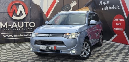 Masini - MITSUBISHI OUTLANDER 2013