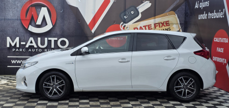 Toyota Auris 2014 [3]