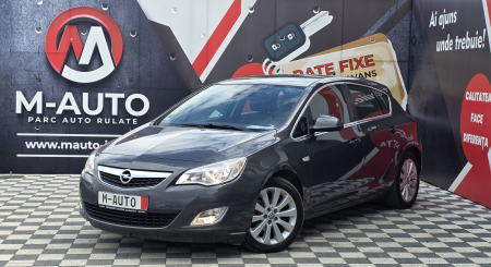 Masini - Opel Astra 2011