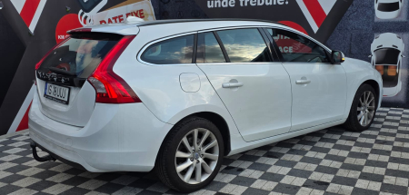 VOLVO V60 2014 [4]