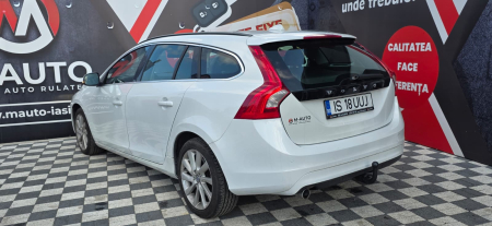 VOLVO V60 2014 [5]